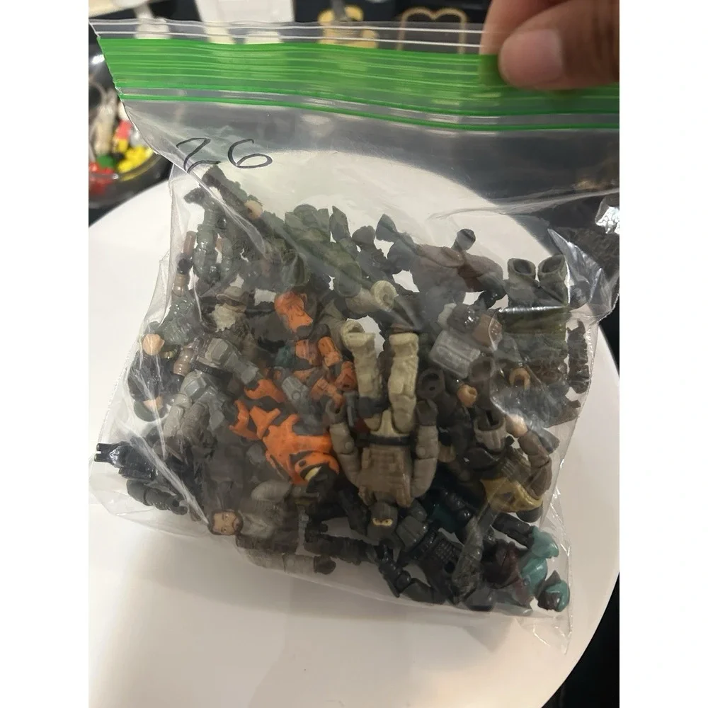 Mega Blocks Construx Halo Big Lot 26 Figures USED/PRE-OWNED Rare VTG Mini Figure